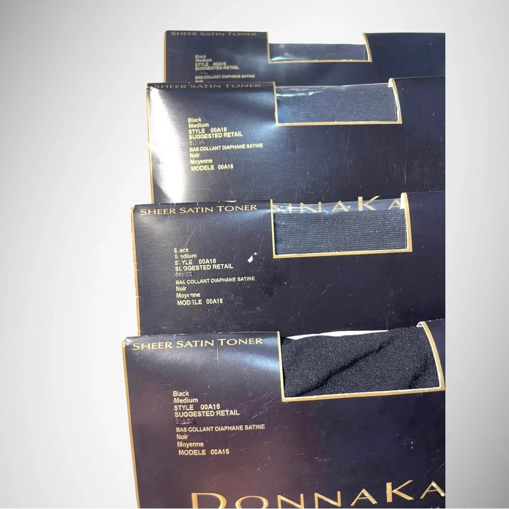 DONNA KARAN PANTYHOSE SIZE MEDIUM